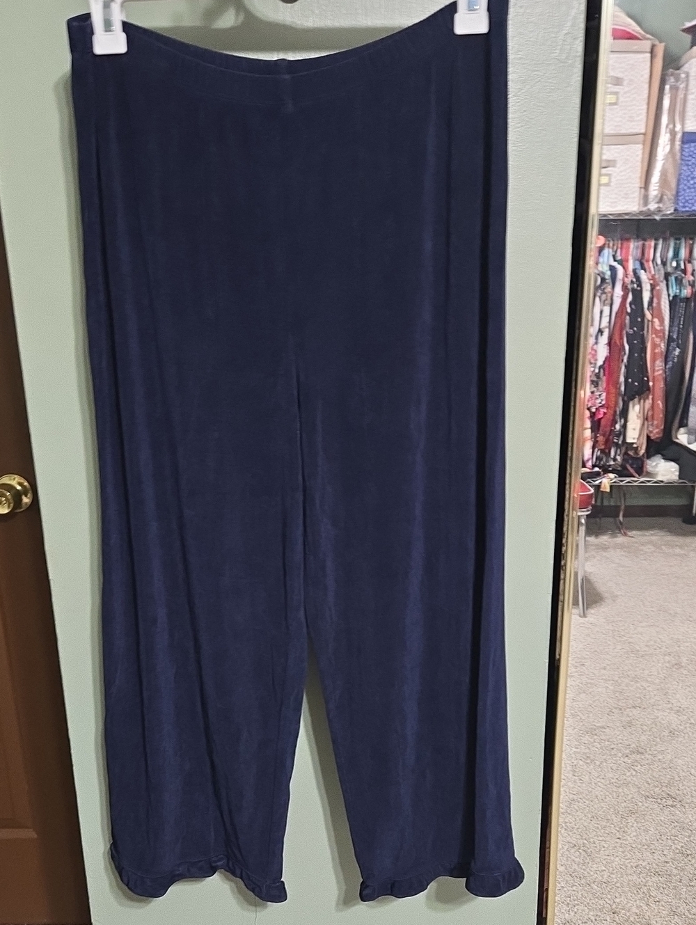 Chicos Travelers Navy Wide-Leg Women's Pants